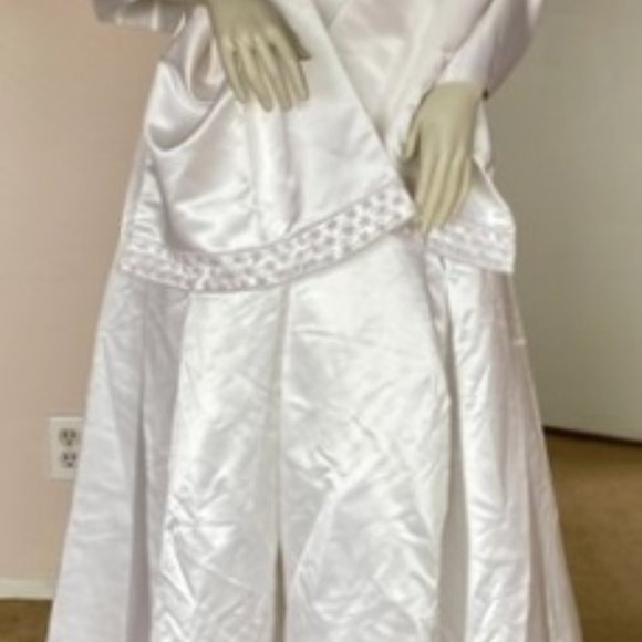 Demetrios Strapless Bridal Dress - Picture 3 of 6